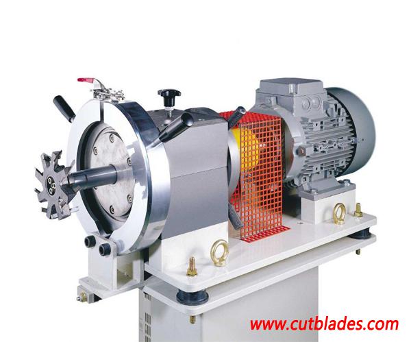 <a href=http://www.cutblades.com/product/bkg-pelletizer-cutter-baldes.html target='_blank'>BKG</a> Pelletizer